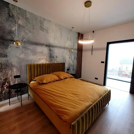 Ostatni Dom Po Lewej Villa *