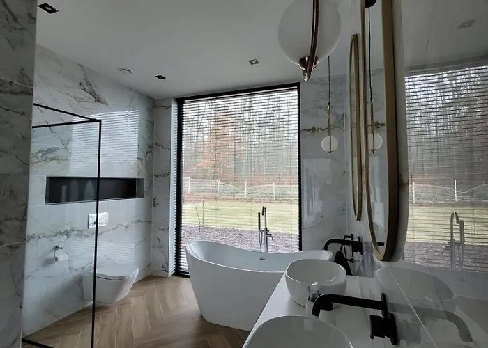 Ostatni Dom Po Lewej *